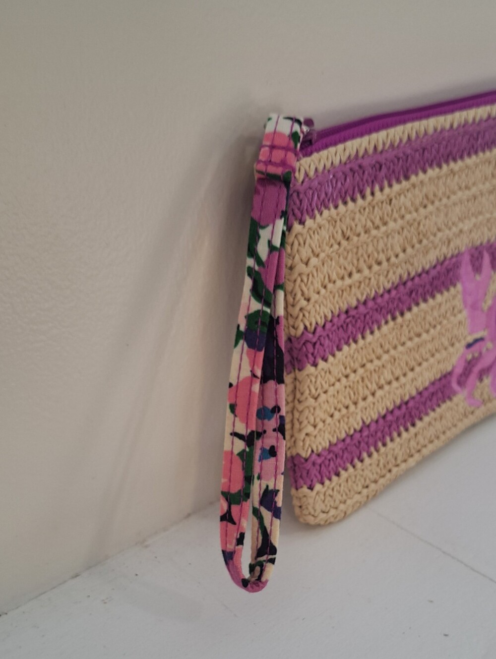 NWOT Vera Bradley Straw Clutch With Embroidered Crab Coastal Beach Ocean Mermaid - Picture 2 of 5